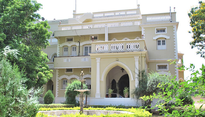 corporate car rental ahmedabad