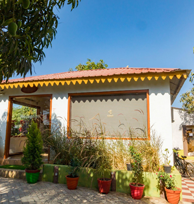  Taxi on rent Ahmedabad